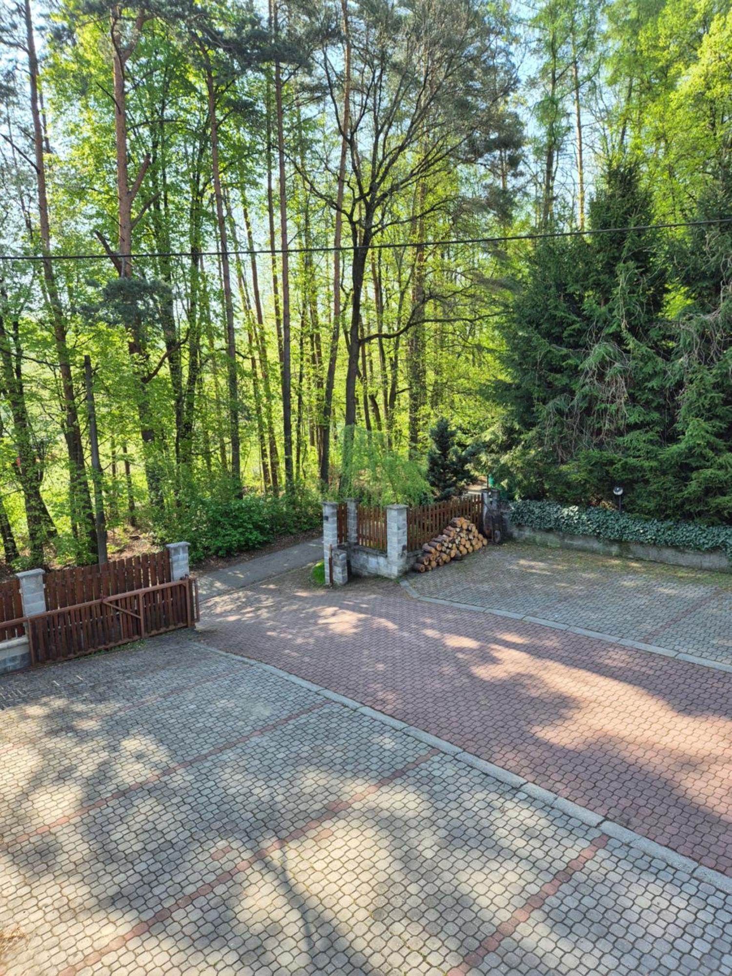 Les 6 Apartamento Zlín Exterior foto